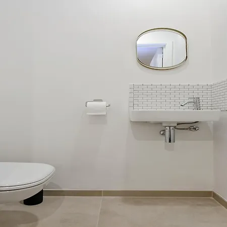 Flat In Near The 블랑켄베르크