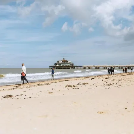 Flat In Near The 아파트 *