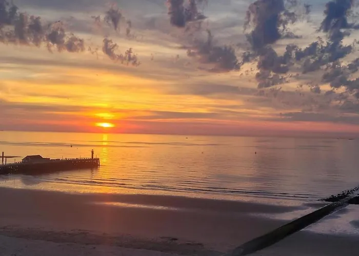 Flat In Near The شقة *